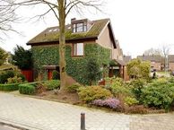 Burgemeester van Deelensingel 1, 5941 BA Velden