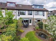 Pottenbakkersdonk 102, 7326 PB Apeldoorn