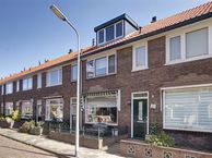 Deken Waarestraat 13, 1943 JV Beverwijk