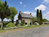 Hoge Zeedijk 32, 4765 BM Zevenbergschen Hoek (Gem. Moerdijk)