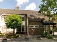 't Steen 23, 4671 HT Dinteloord