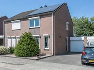 Esdoornstraat 35, 6374 XK Landgraaf