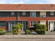 Burg. Mr. H. Popstraat 53, 4671 ER Dinteloord