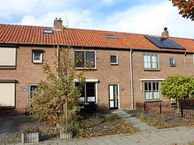 Esdoornstraat 38, 3257 XB Ooltgensplaat