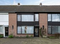 Guido Gezellelaan 39, 4904 ES Oosterhout (NB)