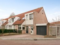 Hellebaard 2, 6641 HE Beuningen (GE)