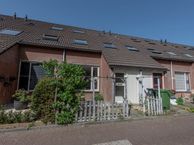 Anjerstraat 44, 3295 RA 's-Gravendeel