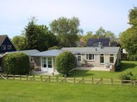 His van Botnialeane 15, 9022 BL Mantgum