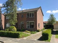 Dreef 48, 1735 HM 't Veld