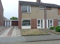 Burg. Heffelsstraat 8, 6122 CS Buchten