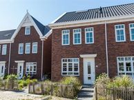 Tweetandschelp 16, 2681 DM Monster