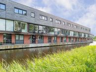 J. Michaëlpad 28, 1992 AP Velserbroek