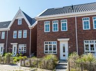 Tweetandschelp 16, 2681 DM Monster