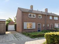 Julianastraat 46, 4741 BX Hoeven