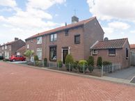 van Rooijenstraat 10, 7041 ZS 's-Heerenberg