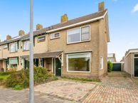 Beatrixlaan 10, 1735 HH 't Veld