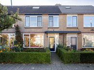Onder de Beumkes 21, 6883 HB Velp (GE)