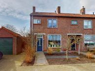 Burg. Allardstraat 25, 4931 CA Geertruidenberg