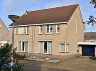 Goudenregenstraat 11, 4661 WK Halsteren