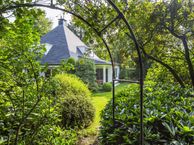 Esseboom 1, 1251 CN Laren (NH)