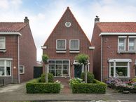 Julianalaan 32, 4905 BD Oosterhout (NB)