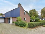 Pastoor Schijnsstraat 34, 6142 BN Einighausen