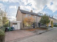 Jasmijnstraat 1, 4741 CC Hoeven