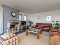 Weeresteinstraat 241, 2182 GW Hillegom