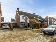 't Steen 33, 4671 HT Dinteloord