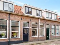 Zon 14, 1621 CA Hoorn (NH)