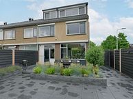 Van der Veenstraat 1, 2811 VN Reeuwijk