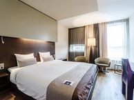 John M. Keynesplein 2, 1066 EP Amsterdam