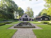 Beresteinseweg 27, 1243 LC 's-Graveland