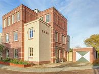 Beyaertlaan 27, 1967 NP Heemskerk