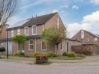 Burg. Van den Oeverstraat 16, 5076 GL Haaren