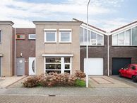 Bernhardstraat 10, 4571 JV Axel