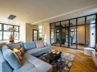 Brink 5, 1251 KR Laren (NH)