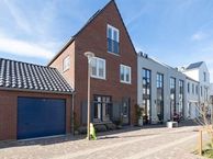 Muyderban 13, 1398 DG Muiden