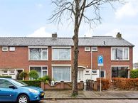 Vierlingstraat 16, 4901 ZK Oosterhout (NB)