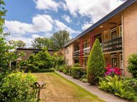 Luiveland 13 a, 1861 JB Bergen (NH)