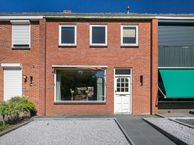 Dokter J. Veldhuijzen van Zantenstraat 34, 7468 BB Enter