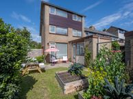 Laan van Moerkerken 44, 3271 AK Mijnsheerenland