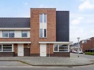 Pastoor van Leeuwenstraat 32, 5701 JV Helmond