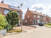 Burg Schoolmeestersstraat 18, 6116 BZ Roosteren