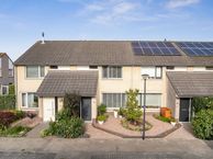 Dr. J.M. den Uylstraat 38, 4908 CT Oosterhout (NB)