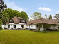 Hoefloo 11, 1251 EA Laren (NH)