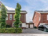 E.B. von Dülmen Krumpelmannstraat 14, 9403 BP Assen