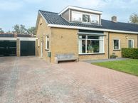 Staniasingel 5, 9062 GL Oentsjerk