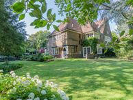 Hoefloo 13, 1251 EA Laren (NH)