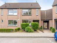 Rutselboslaan 27, 4901 MD Oosterhout (NB)